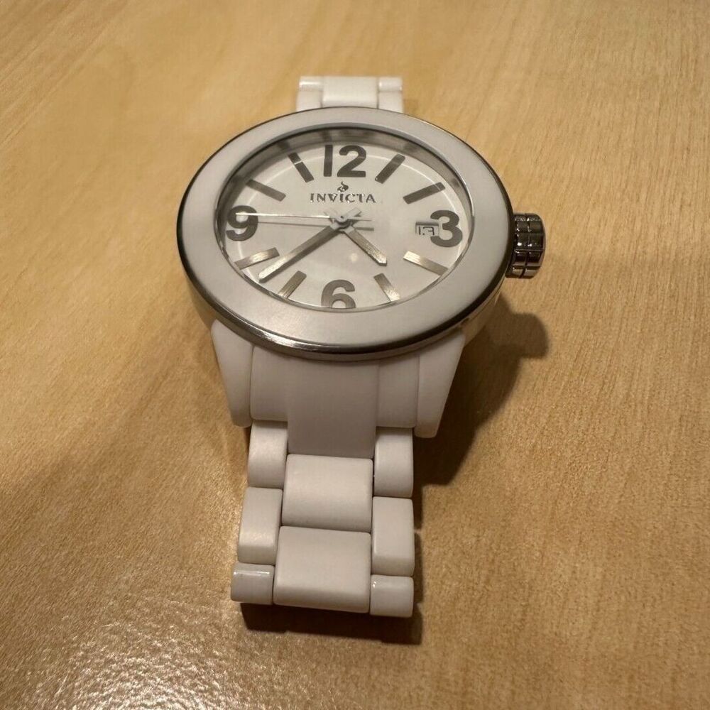 Invicta 1162 Ladies White Ceramic Watch 40mm Water Resistant Swiss Movement